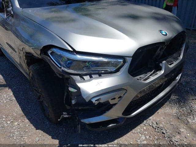 2021 BMW X6 M 6