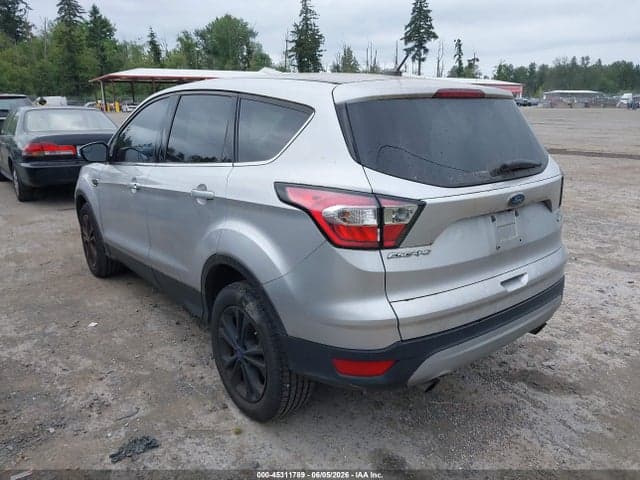 2017 FORD ESCAPE SE 3