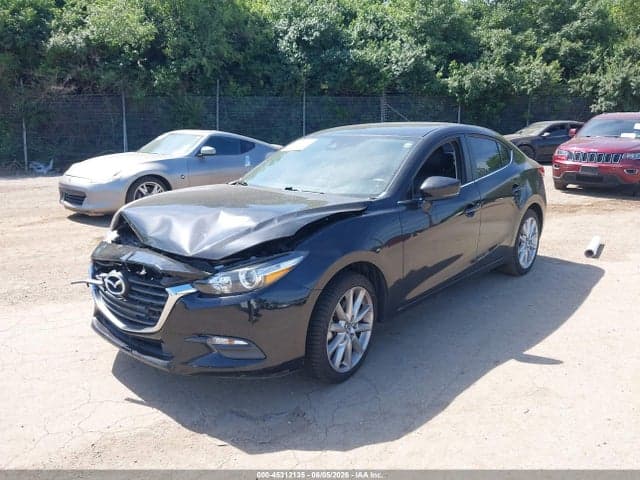 2017 MAZDA MAZDA3 TOURING 2