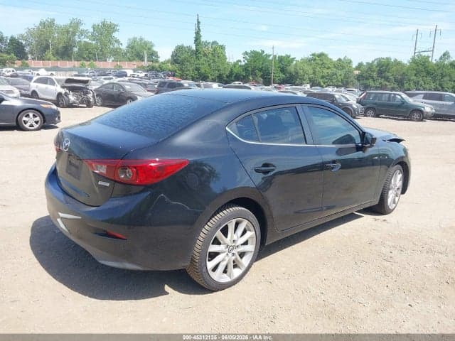 2017 MAZDA MAZDA3 TOURING 4