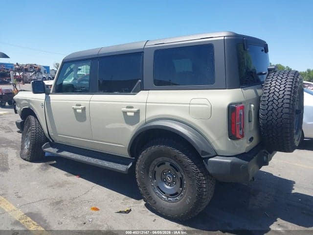 2025 FORD BRONCO OUTER BANKS 3