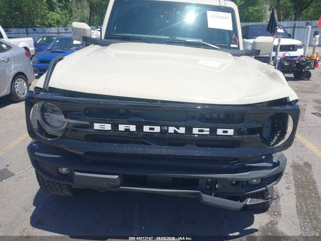 2025 FORD BRONCO OUTER BANKS 6