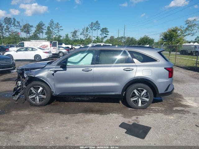 2021 KIA SORENTO S 13