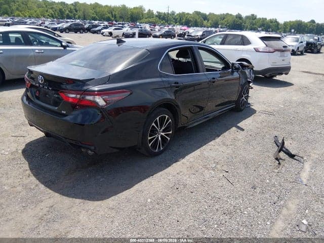 2023 TOYOTA CAMRY SE 4