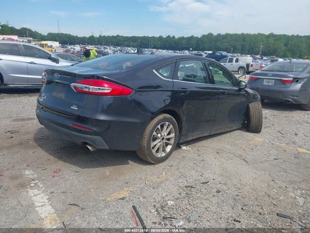2020 FORD FUSION SE 4
