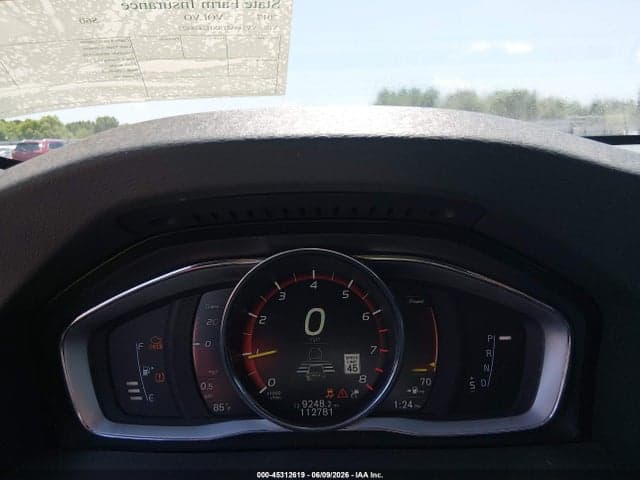 2017 VOLVO S60 T6 7