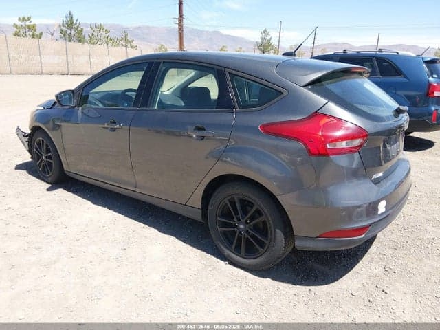 2017 FORD FOCUS SE 3