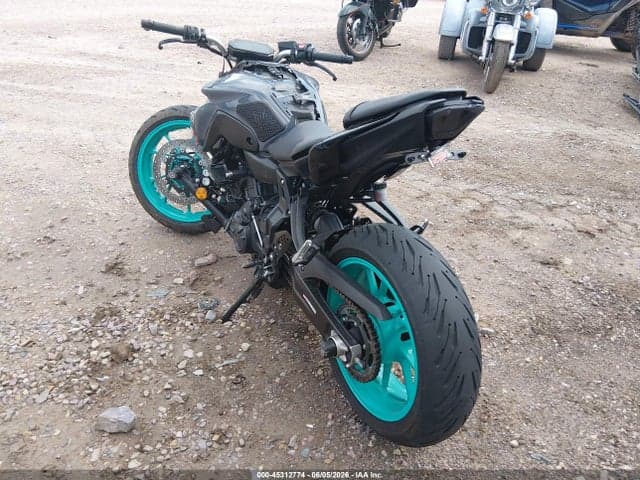 2022 YAMAHA MT07 3