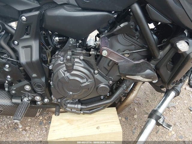 2022 YAMAHA MT07 8