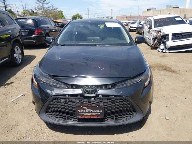 2022 TOYOTA COROLLA LE 12