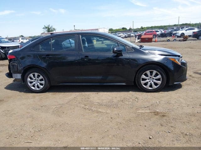 2022 TOYOTA COROLLA LE 13