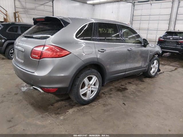 2013 PORSCHE CAYENNE DIESEL 4