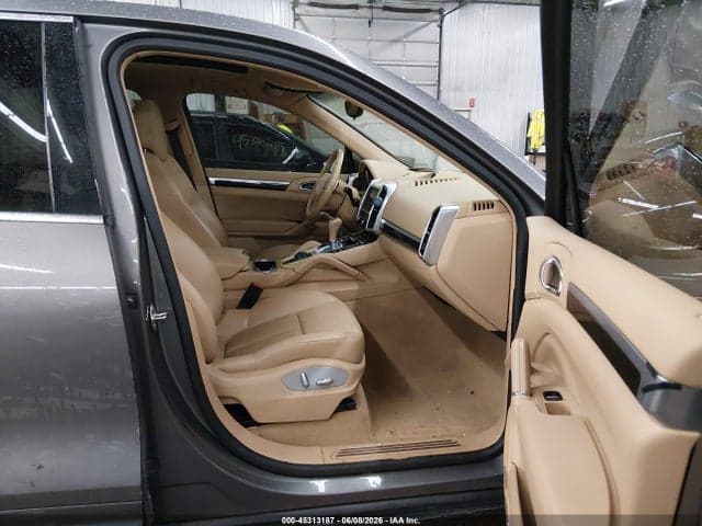 2013 PORSCHE CAYENNE DIESEL 5