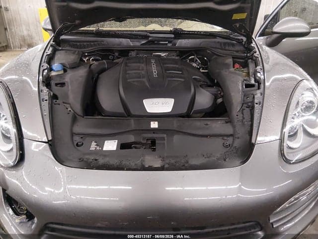 2013 PORSCHE CAYENNE DIESEL 10