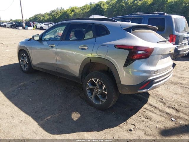 2025 CHEVROLET TRAX FWD LT 3