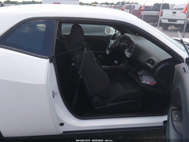 2022 DODGE CHALLENGER R/T 5
