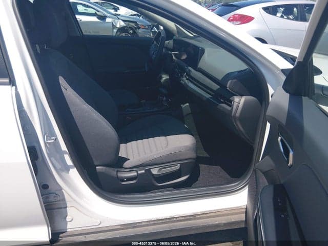 2025 KIA K4 EX 5