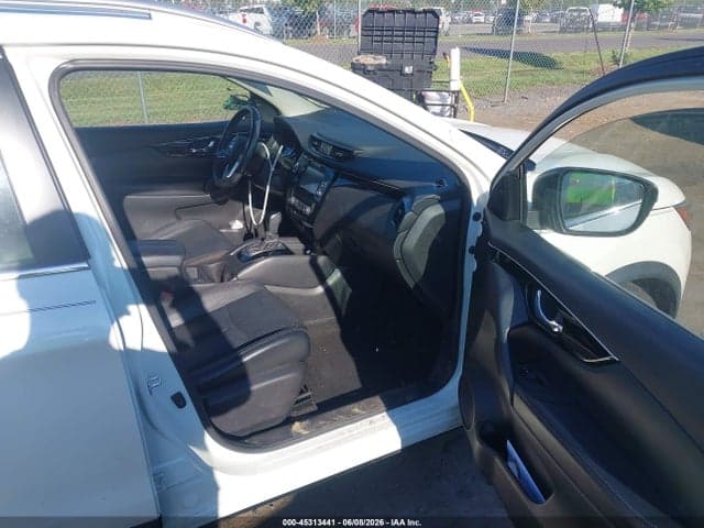 2017 NISSAN ROGUE SPORT SL 5