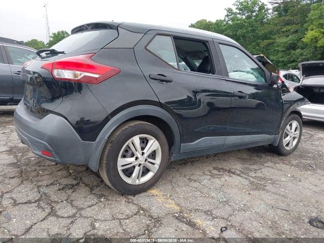 2019 NISSAN KICKS S 4
