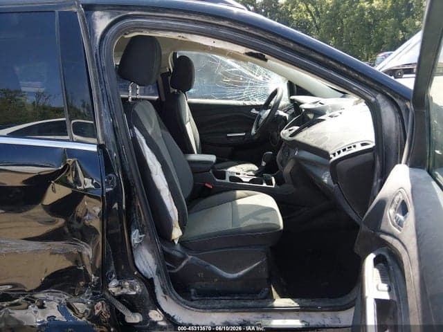 2017 FORD ESCAPE SE 5