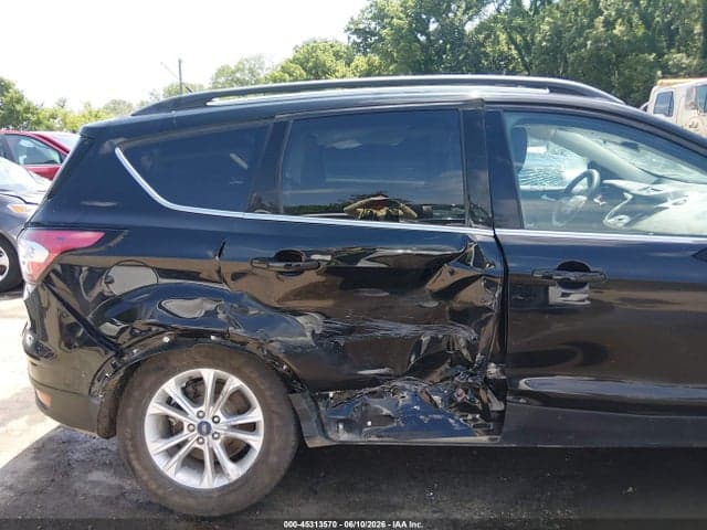 2017 FORD ESCAPE SE 6