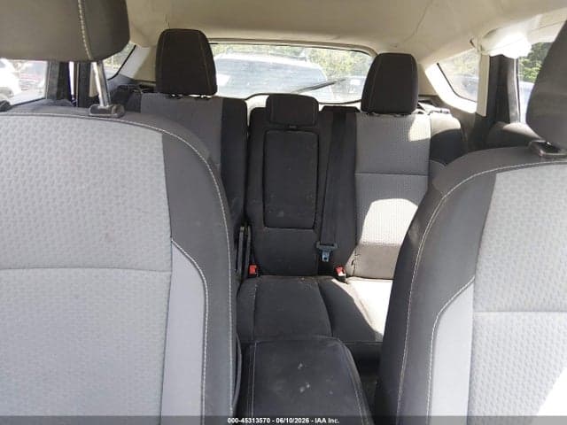 2017 FORD ESCAPE SE 8