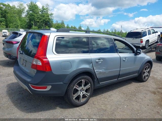 2013 VOLVO XC70 T6/T6 6