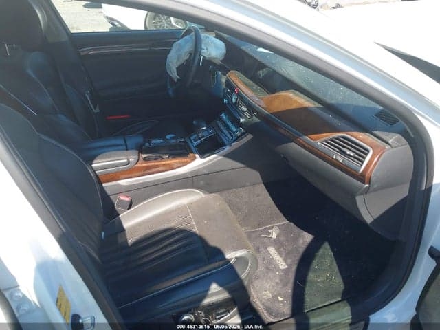 2019 GENESIS G90 5.0 5