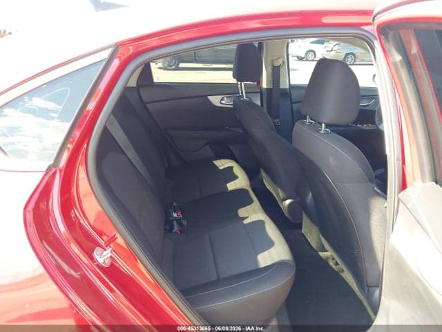 2024 KIA FORTE LXS 8