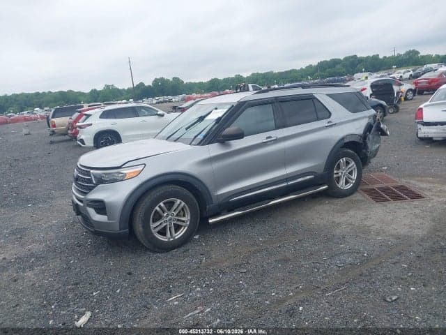 2020 FORD EXPLORER XLT 2