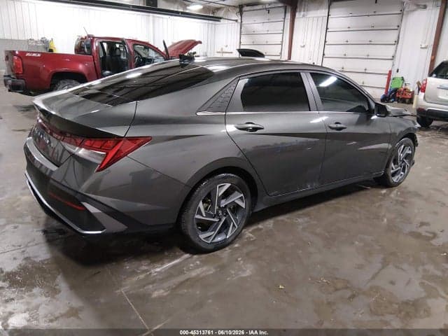 2024 HYUNDAI ELANTRA SEL 4