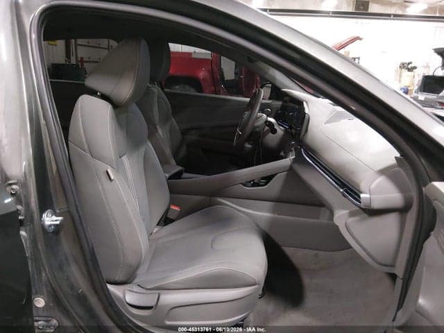2024 HYUNDAI ELANTRA SEL 5