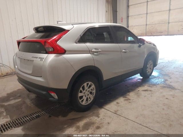 2019 MITSUBISHI ECLIPSE CROSS ES 4