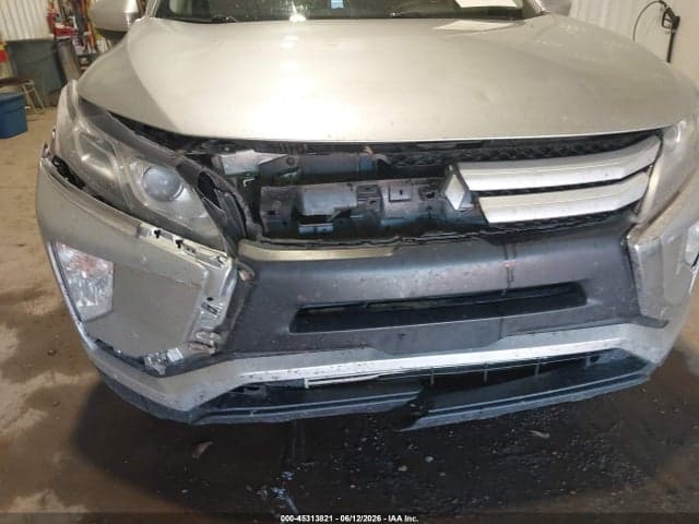 2019 MITSUBISHI ECLIPSE CROSS ES 6