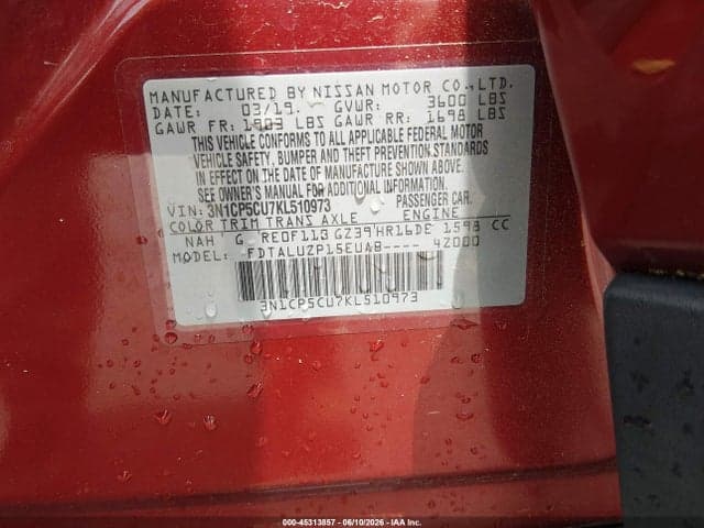 2019 NISSAN KICKS SR 9