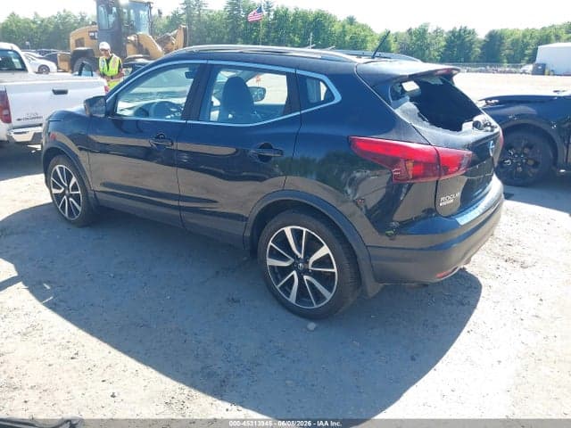 2017 NISSAN ROGUE SPORT SL 3