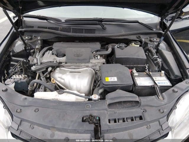 2017 TOYOTA CAMRY SE 10