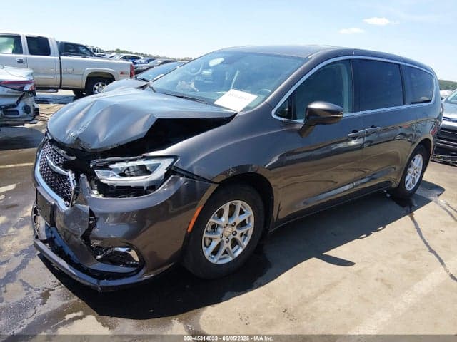 2023 CHRYSLER PACIFICA TOURING L 2