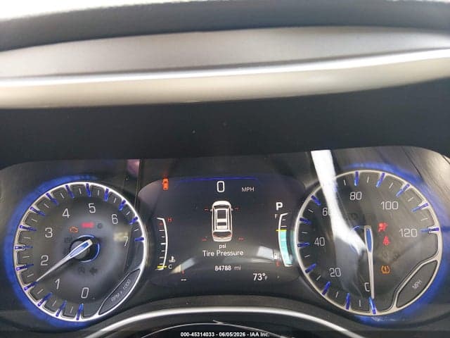 2023 CHRYSLER PACIFICA TOURING L 7