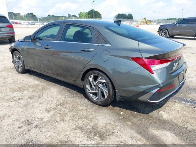 2024 HYUNDAI ELANTRA SEL 3