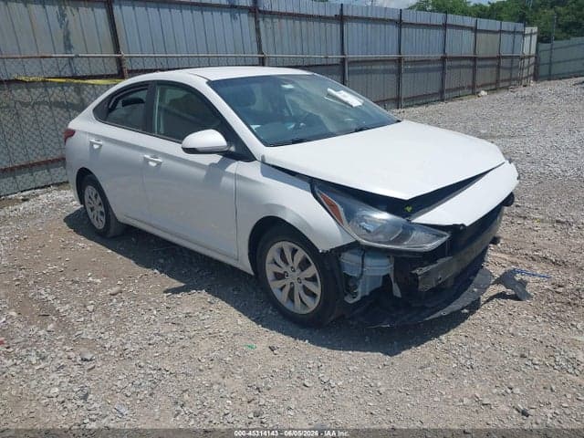 2021 HYUNDAI ACCENT SE 1