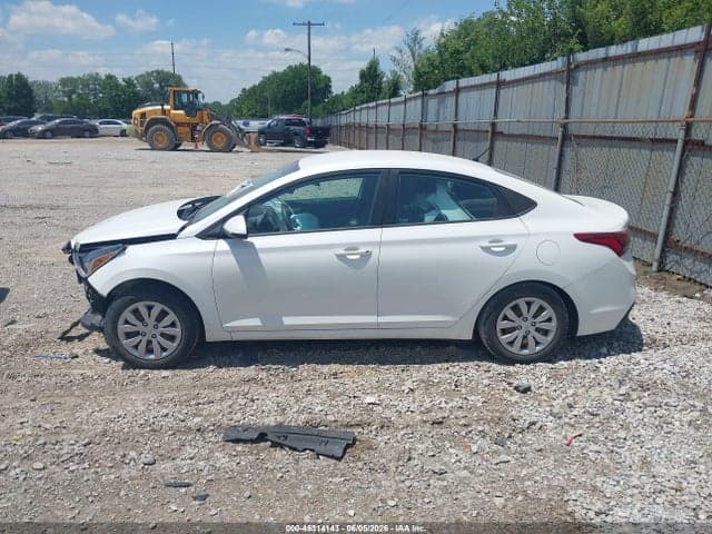 2021 HYUNDAI ACCENT SE 14