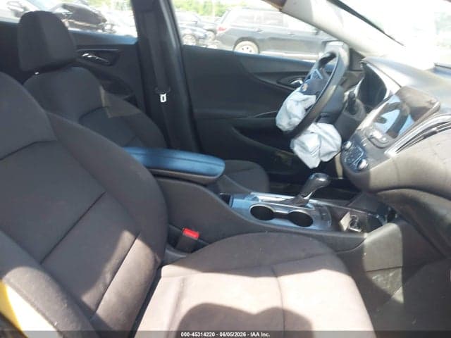 2019 CHEVROLET MALIBU LT 5