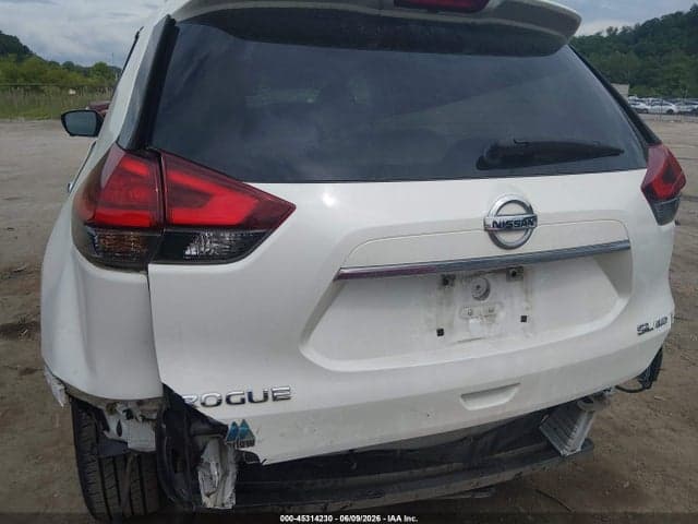 2017 NISSAN ROGUE SL 6