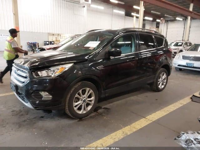 2017 FORD ESCAPE SE 2