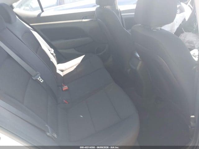 2020 HYUNDAI ELANTRA SEL 8