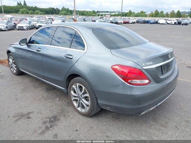 2017 MERCEDES-BENZ C 300 4MATIC 3