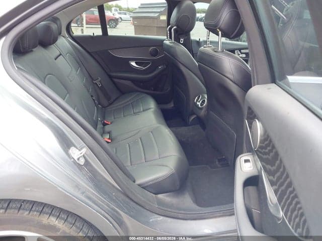 2017 MERCEDES-BENZ C 300 4MATIC 8