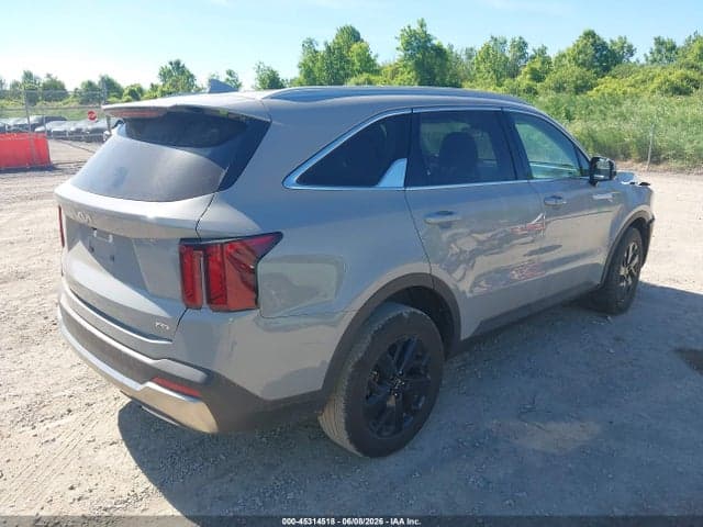 2026 KIA SORENTO S 4