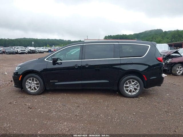 2026 CHRYSLER PACIFICA SELECT 14